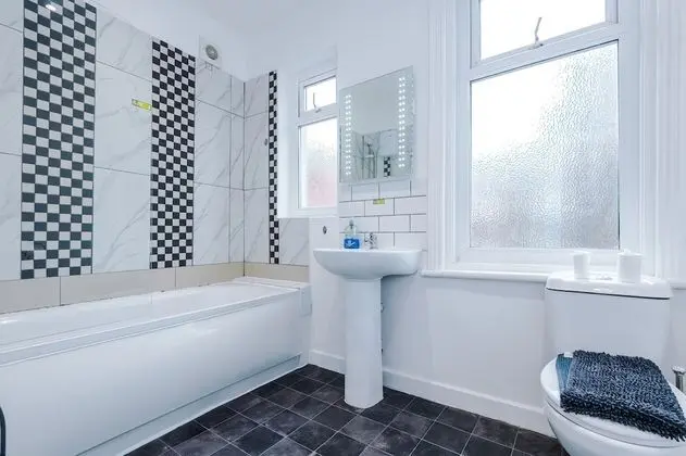 Standard Apart Daire, Özel Banyo (F4)