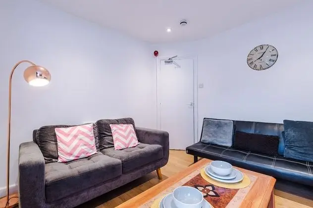 Standard Apart Daire, Özel Banyo (F4)