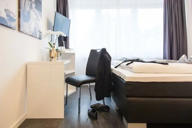 Standard Tek Büyük Yataklı Oda
