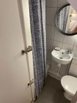 Economy Tek Büyük Yataklı Oda