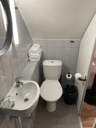 Economy Tek Büyük Yataklı Oda