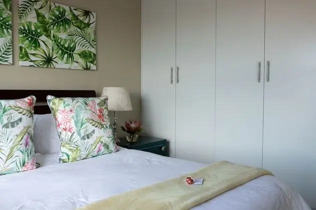 Self-Catering Unit with 2 separate Rooms