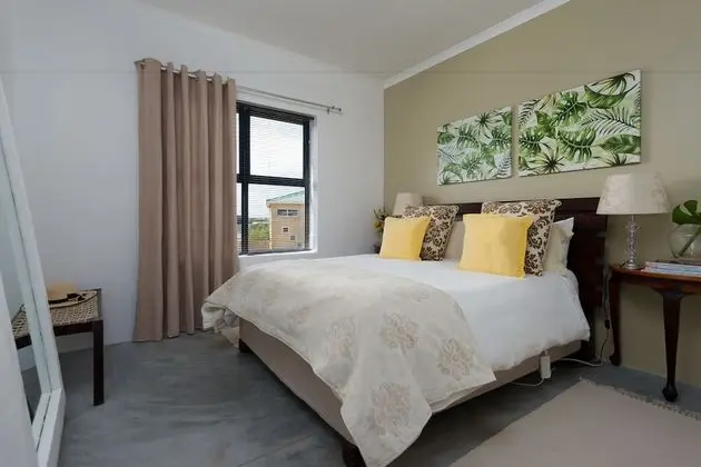 Self-Catering Unit with 2 separate Rooms