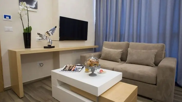 Stüdyo, Sigara İçilmez