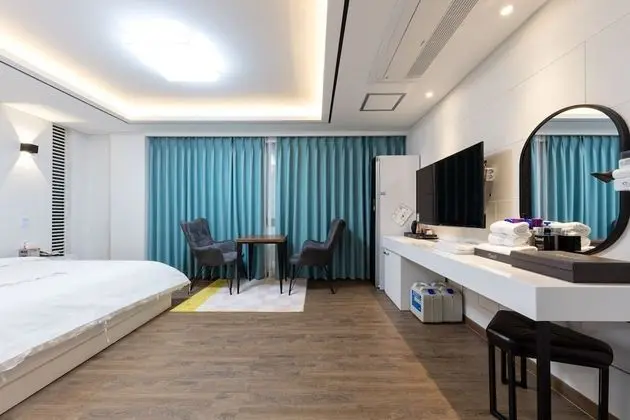 Stay Suite (Air purifier)