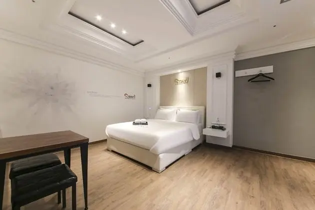 Stay Suite (Air purifier)