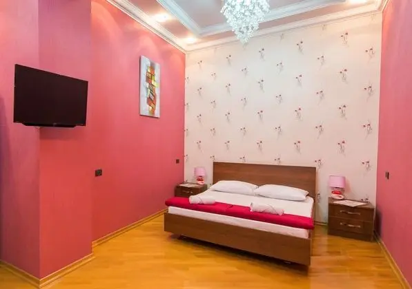Deluxe Tek Büyük Yataklı Oda, 1 Çift Kişilik Yatak, Ortak Banyo