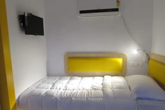 Economy Tek Kişilik Oda, 1 Tek Kişilik Yatak, Havuz Manzaralı