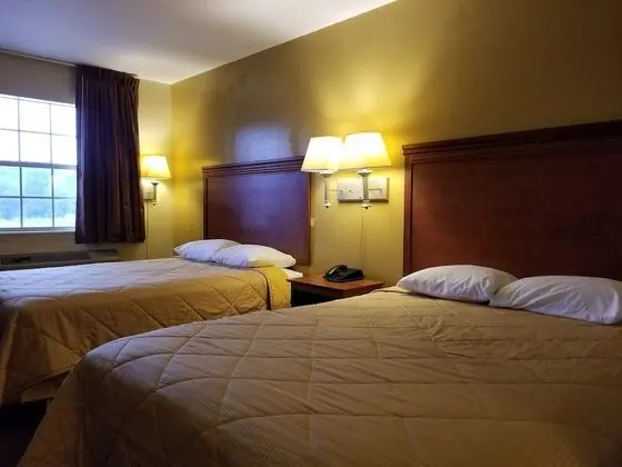 Oda, 2 Büyük (Queen) Boy Yatak, Sigara İçilmez