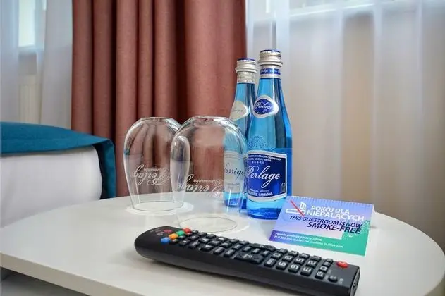 Deluxe Tek Büyük Yataklı Oda, 1 Büyük (Queen) Boy Yatak