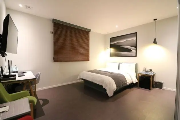 Standard Tek Büyük Yataklı Oda