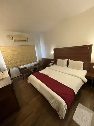 Executive Oda, 1 En Büyük (King) Boy Yatak, Buzdolabı, Göl Manzaralı