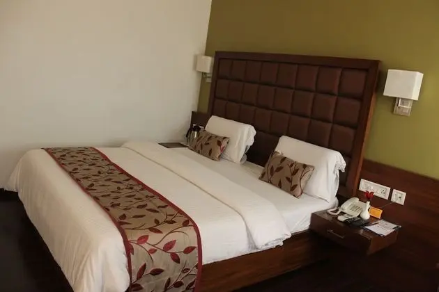 Executive Oda, 1 En Büyük (King) Boy Yatak, Buzdolabı, Göl Manzaralı
