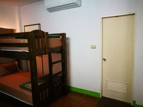 Mixed Dormitory Fan Room - 2nd FL ( 2 )