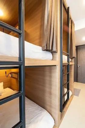 Family Dorm Capsule 4-Beds Private Bathroom
