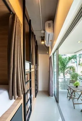 Mixed Dorm Double Bed Capsule 12-Beds