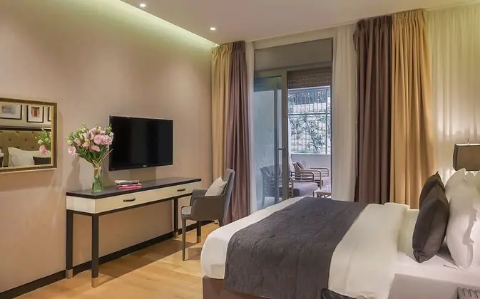 Deluxe Tek Büyük Yataklı Oda, Balkon