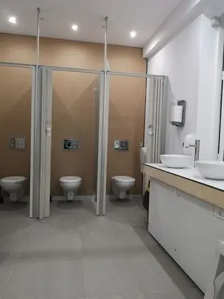 Ortak Ranzalı Oda, Karma Ranzalı Oda, Ortak Banyo