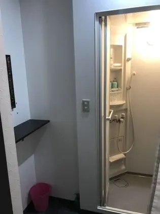 Ortak Ranzalı Oda, Sadece kadınlar için