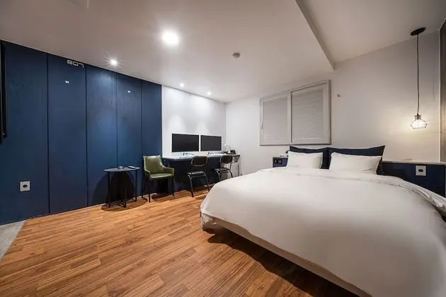 Deluxe Tek Büyük Yataklı Oda (Couple PC Room)