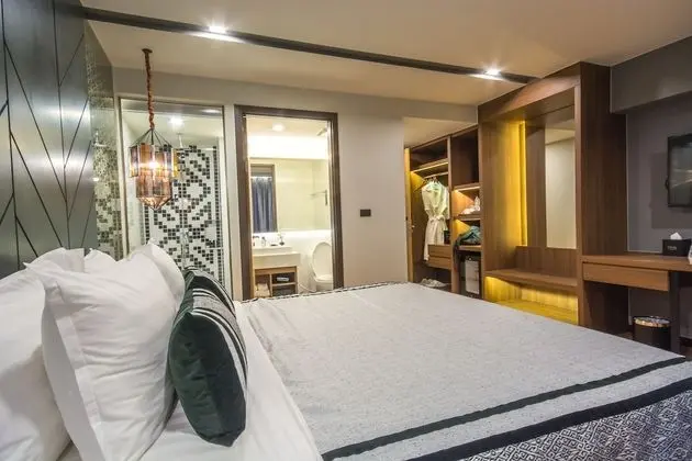 Deluxe Tek Büyük Yataklı Oda