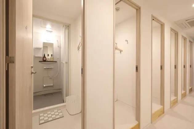 Ortak Ranzalı Oda, Karma Ranzalı Oda (1 Bunk bed)
