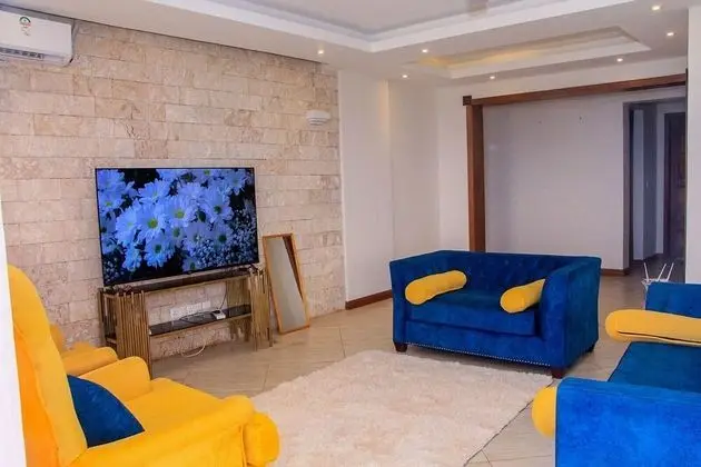 Business Tek Büyük Yataklı Oda