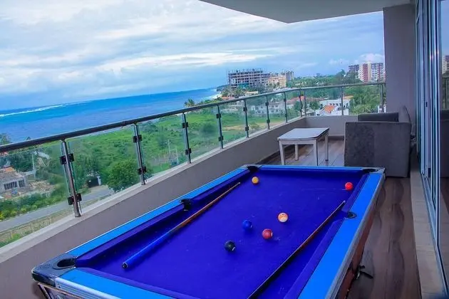 Business Tek Büyük Yataklı Oda