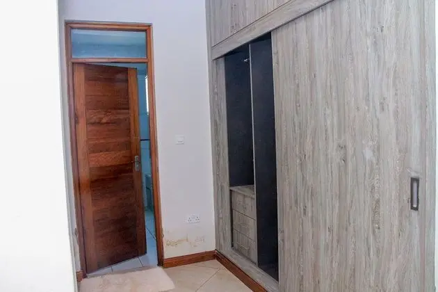 Executive Tek Büyük Yataklı Oda