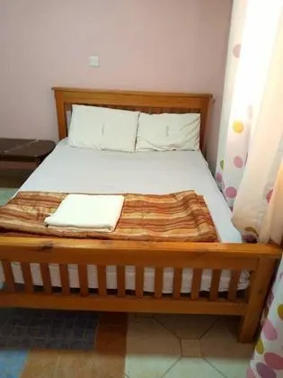 Economy Tek Büyük Yataklı Oda