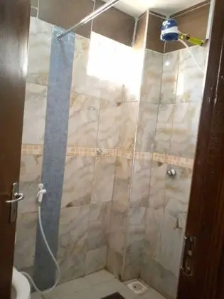 Economy Tek Büyük Yataklı Oda