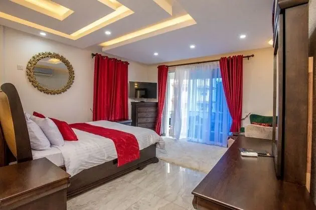 Luxury Tek Büyük Yataklı Oda