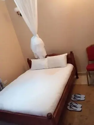 Economy Tek Büyük Yataklı Oda