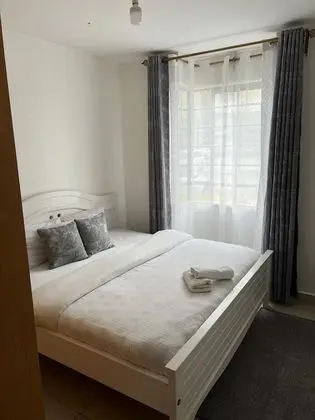 Business Tek Büyük Yataklı Oda