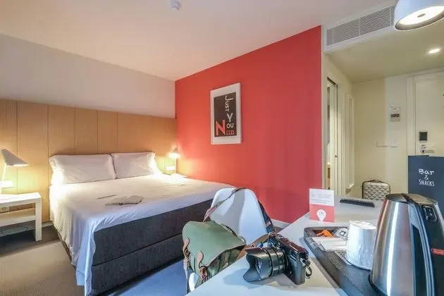 Tek Büyük Yataklı Oda, 1 Büyük (Queen) Boy Yatak