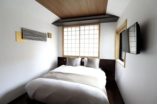 Standard Oda (1 Queen Bed)