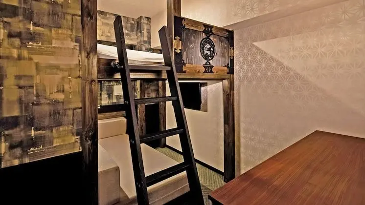 Economy Oda (1 Single bed, and Upper bank bed)