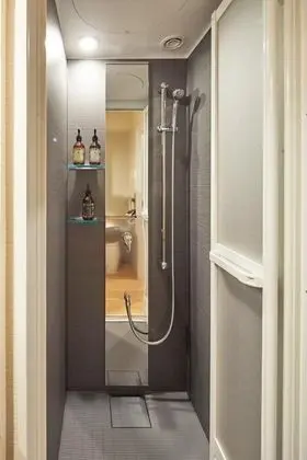 İki Ayrı Yataklı Oda (with Shower)
