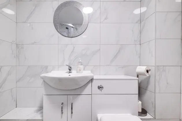 Superior Apart Daire, Banyolu/Duşlu (Ground floor Apt 2)