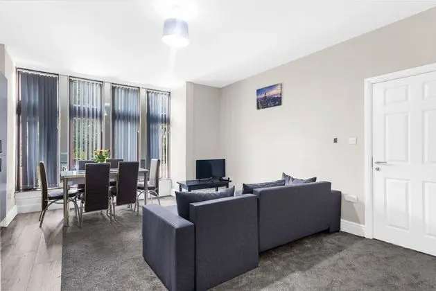 Superior Apart Daire, Banyolu/Duşlu (Ground floor Apt 2)