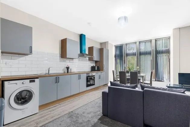 Superior Apart Daire, Banyolu/Duşlu (Ground floor Apt 2)