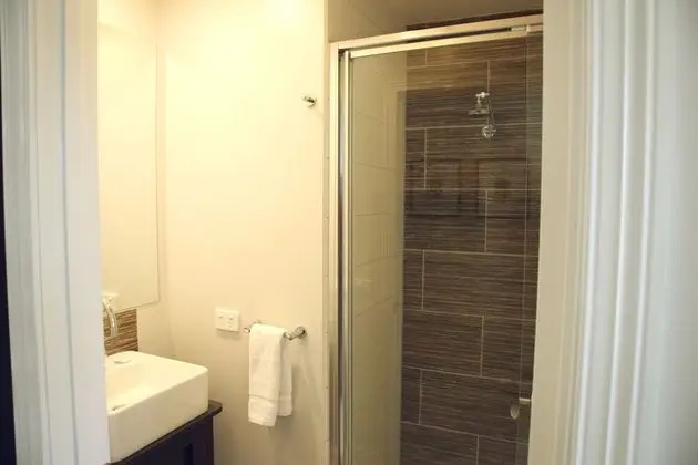 Standard Oda, Ortak Banyo (Room 1)