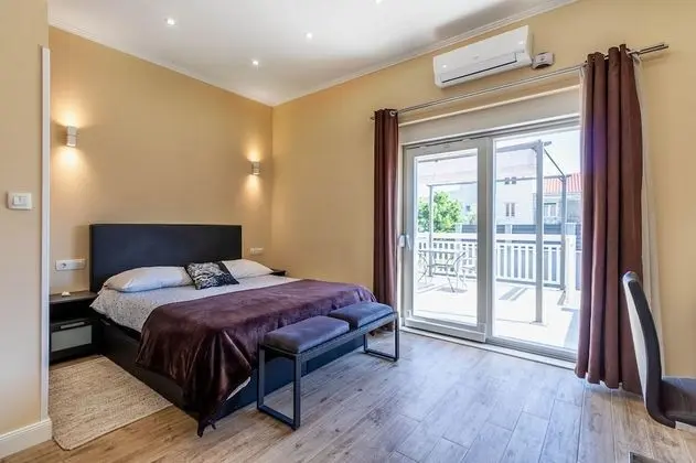 Stüdyo, Balkon