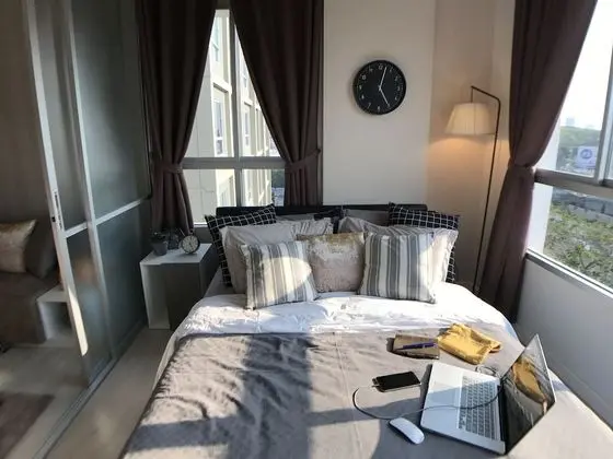 1-Bedroom Condo