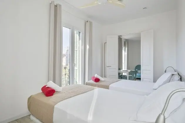 Apart Daire, 4 Yatak Odası, Balkon, Şehir Manzaralı