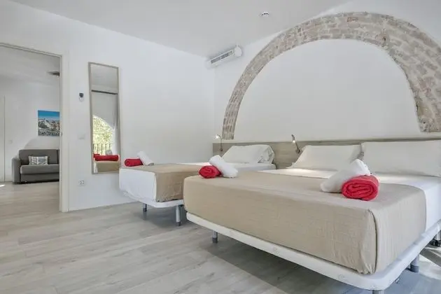 Apart Daire, 4 Yatak Odası, Balkon, Şehir Manzaralı