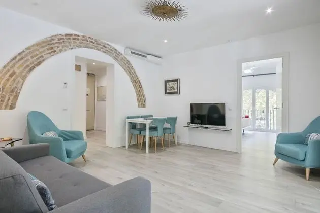 Apart Daire, 4 Yatak Odası, Balkon, Şehir Manzaralı