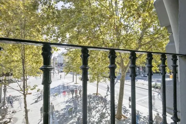 Apart Daire, 4 Yatak Odası, Balkon, Şehir Manzaralı