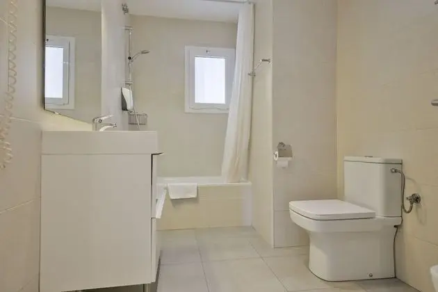 Apart Daire, 4 Yatak Odası, Balkon, Şehir Manzaralı