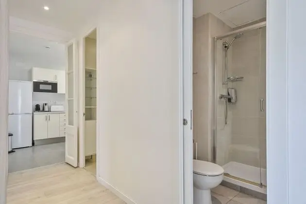 Apart Daire, 4 Yatak Odası, Balkon, Şehir Manzaralı